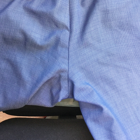 お尻破れの修理